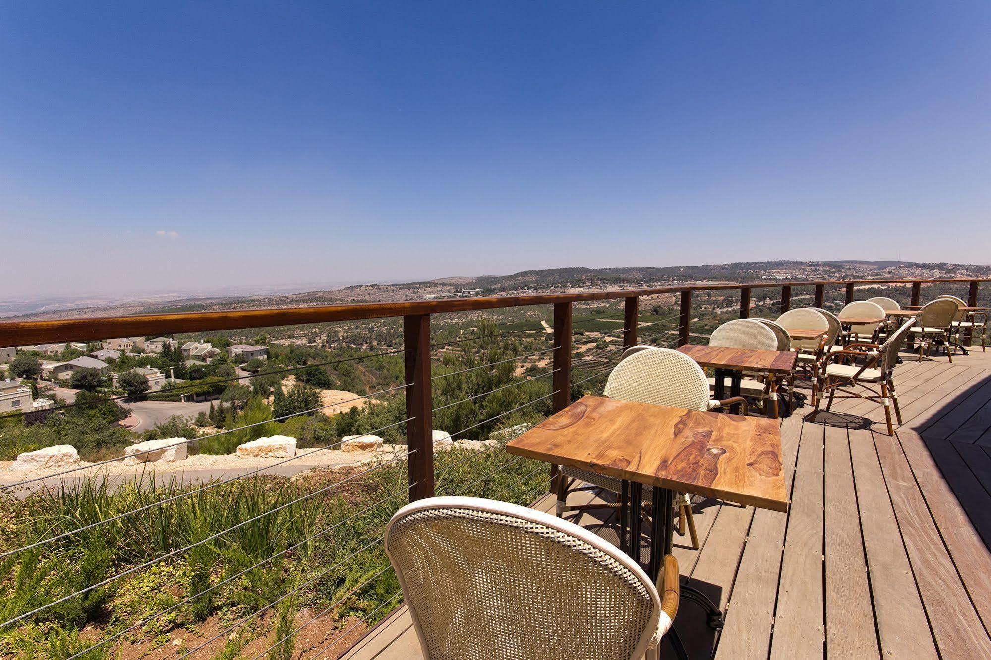 Shoresh Green Hills Family Suites Hotel Eksteriør billede
